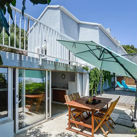 Awesome In W/ Wifi And 3 Bedrooms Pietranera