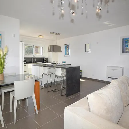 Hébergement de vacances Awesome In W/ Wifi And 3 Bedrooms